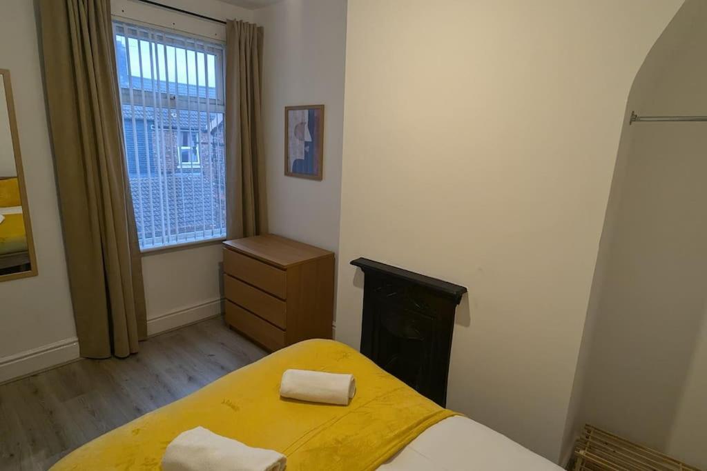 Anfield Haven For 6 Apartment