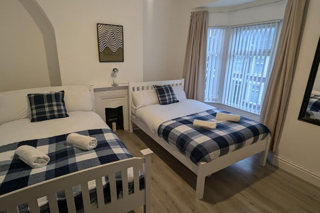 Anfield Haven For 6 Apartment